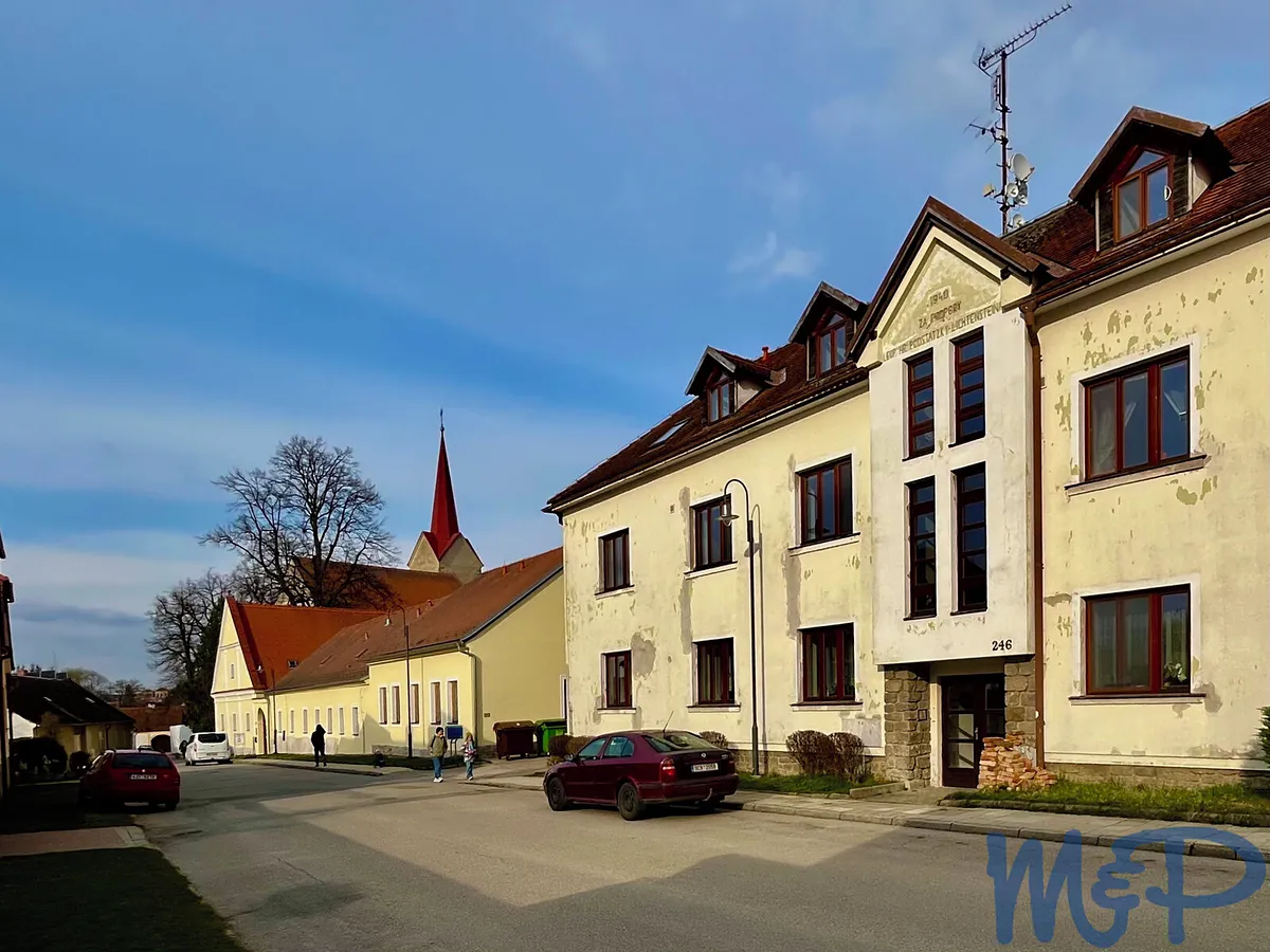 Pronájem bytu 1+1 43 m²